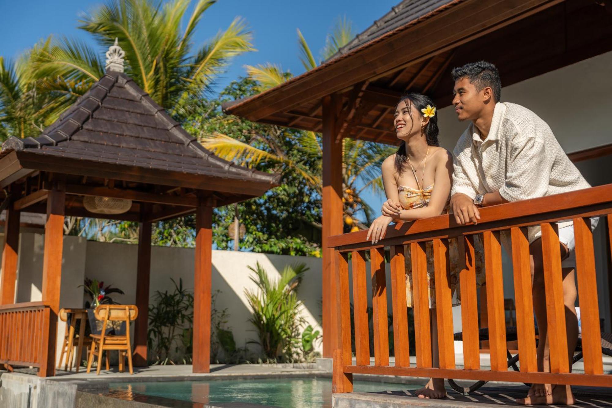 Dewi Kunti Villa เตกากาลัง ภายนอก รูปภาพ