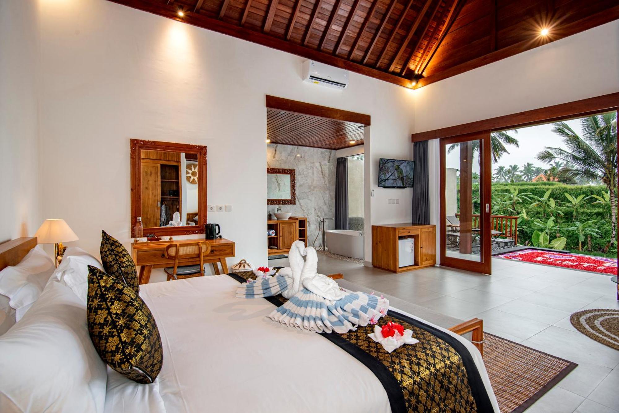 Dewi Kunti Villa เตกากาลัง ภายนอก รูปภาพ